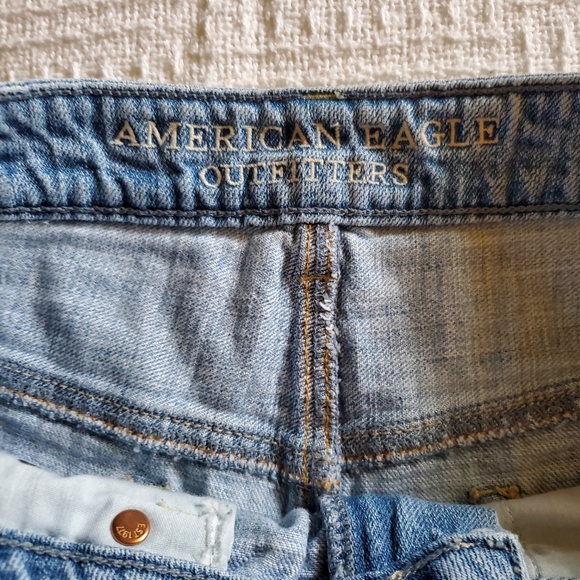 American Eagle Jean Shorts - Picture 3 of 4